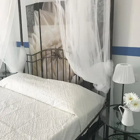 Le Nereidi 2* Forio (Isola d'Ischia)
