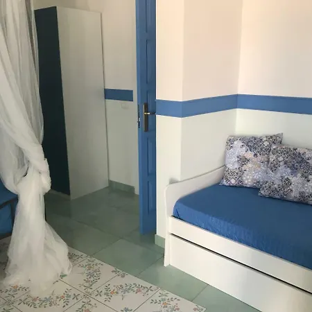 Le Nereidi Bed & Breakfast 2*
